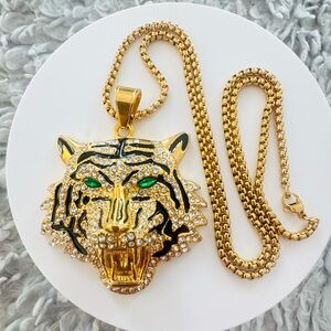 New Stunning 18K Gold Plated tiger head men’s necklace.